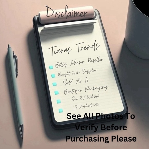 Betsy Johnson Cluster Stone Flower Drop Earrings - Picture 9 of 12